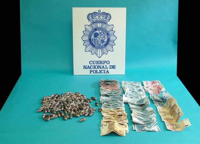 Droga Y Dinero Incautado 