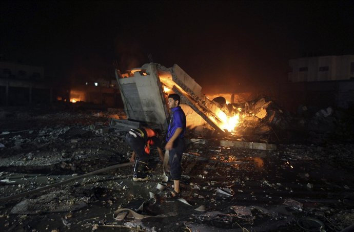 Enfrentamientos En Gaza