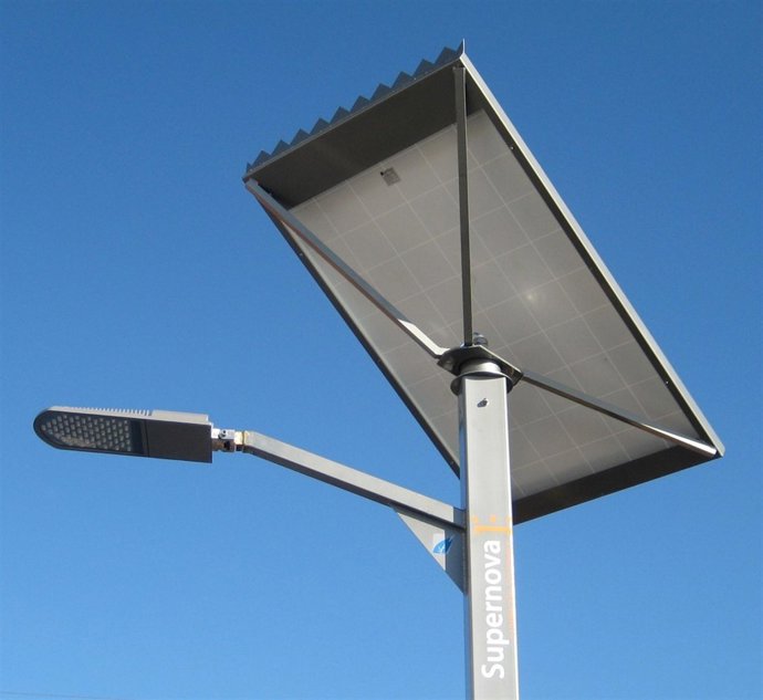 Modelo De Farola Solar 'Supernova'