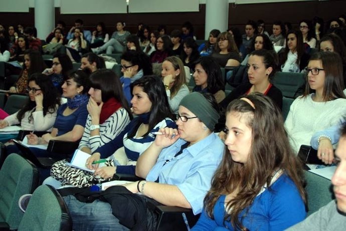 Alumnos, Universitarios, Estudiantes