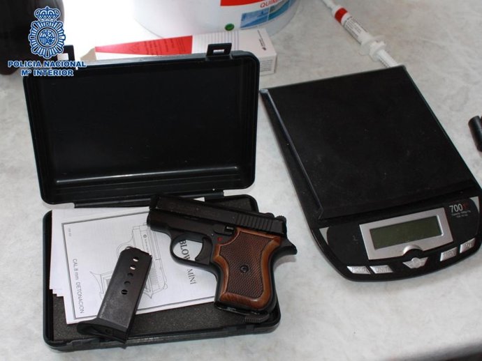 Arma Y Balanza Intervenidas