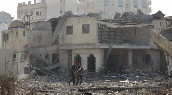 Bombardeos Israelíes Sobre La Franja De Gaza