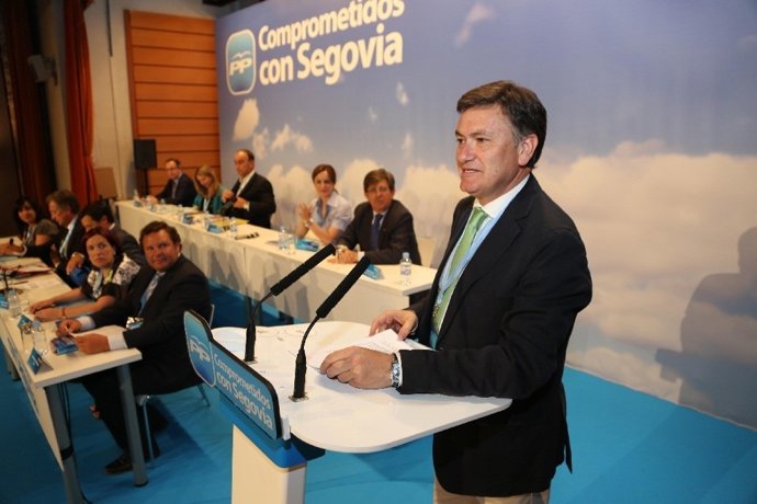 Pie De Foto: Francisco Vázquez, Durante El X Congreso.