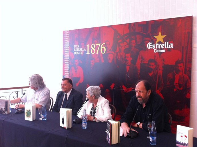 Presentación de los ganadores del Premio Internacional Terenci Moix 2012