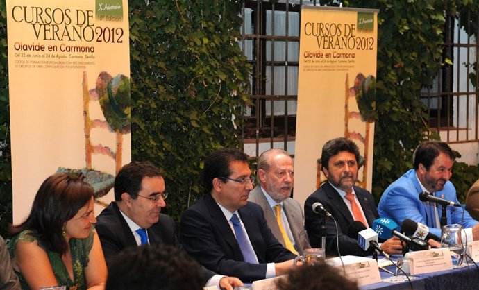 Rodríguez Villalobos Inauguración Cursos UPO Carmona