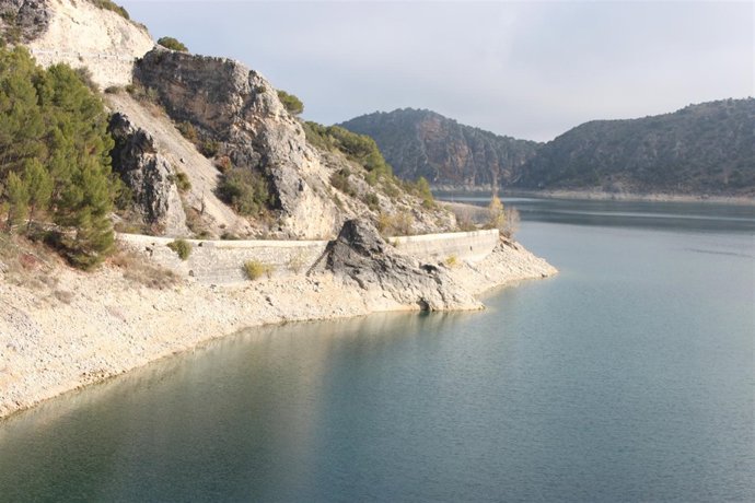 ENTREPEÑAS Y BUENDIA