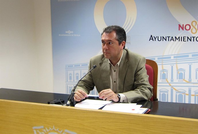 El Portavoz Del PSOE En El Ayuntamiento, Juan Espadas