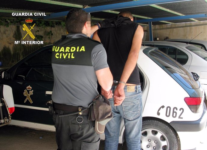 La Guardia Civil Detiene Al Presunto Responsable De Dos Atracos