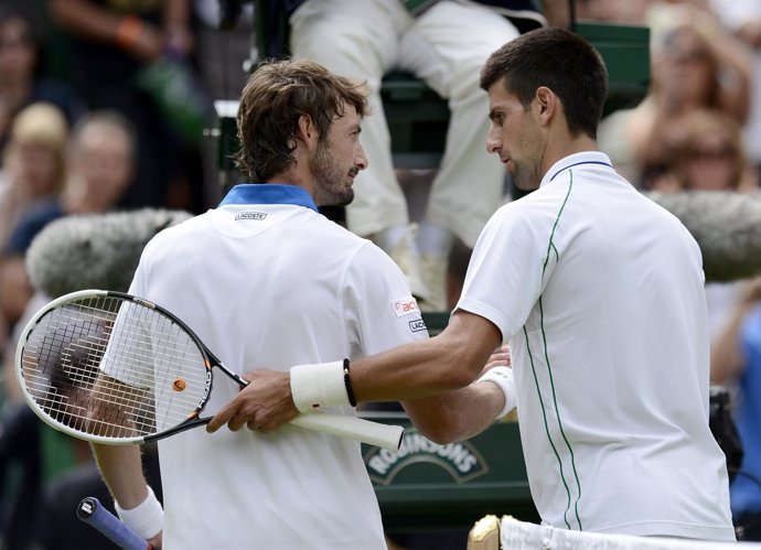 Djokovic felicita a Ferrero en Wimbledon