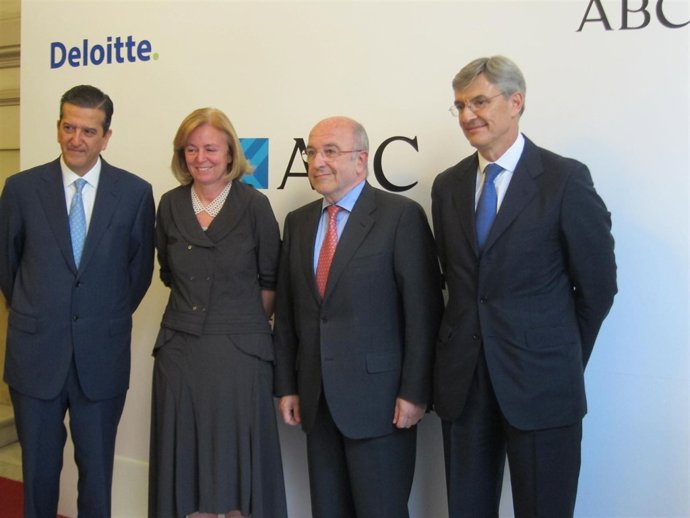 Joaquín Almunia En El Foro ABC Deloitte