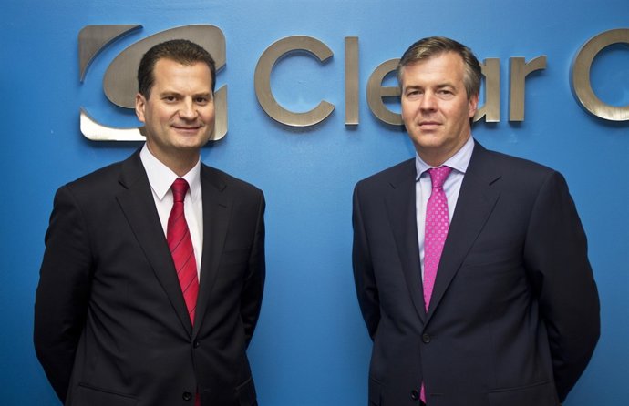 Alberto Cáceres Y William Derrenger De Clear Channel España