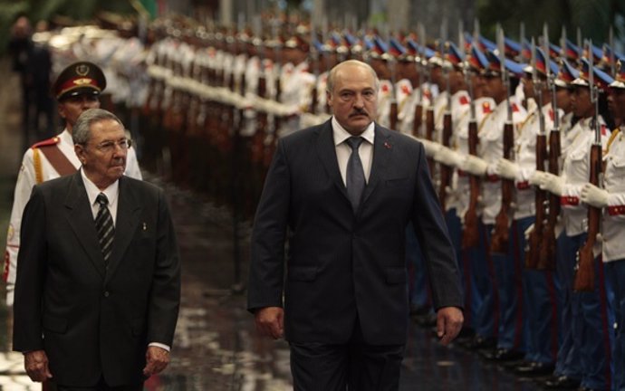 Raúl Castro Con Alexander Lukashenko