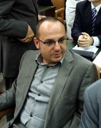 El Congreso debate hoy una iniciativa para alcanzar un pacto que garantice el futuro del sistema de Dependencia