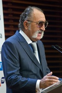 Tenis.- Tiriac: "Estoy bastante decepcionado con la decisión de la ATP"