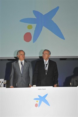 Joan M. Nin E Isidre Fainé En La Junta De Caixabank Para Absorber Banca Cívica
