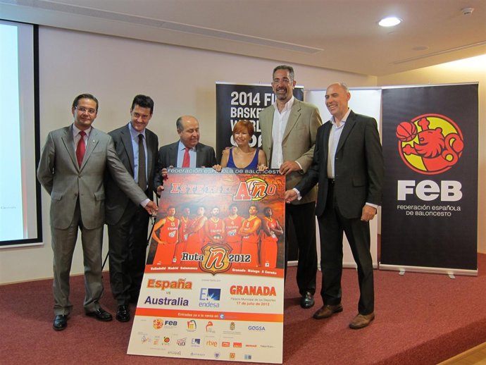 Presentación Preparatorio De Baloncesto Para Los Juegos De Londres