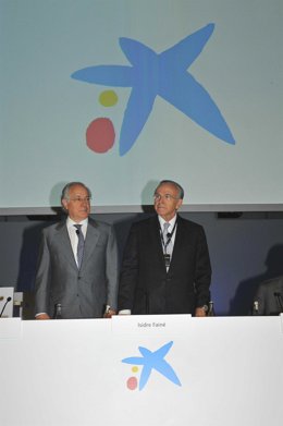 Joan M. Nin E Isidre Fainé En La Junta De Caixabank Para Absorber Banca Cívica