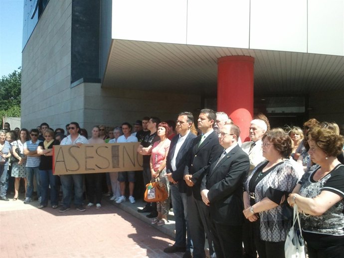 Concentración De Repulsa En Narón (A Coruña)