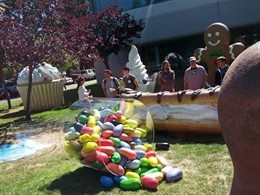Figura De Jelly Bean En Las Oficinas De Google En Mountain View