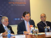 García Costas dice que el consejo de Novacaixagalicia de este jueves tratará "posiblemente" sobre el nuevo presidente