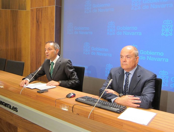 Los Consejeros Juan Luis Sánchez De Muniáin Y Luis Zarraluqui.