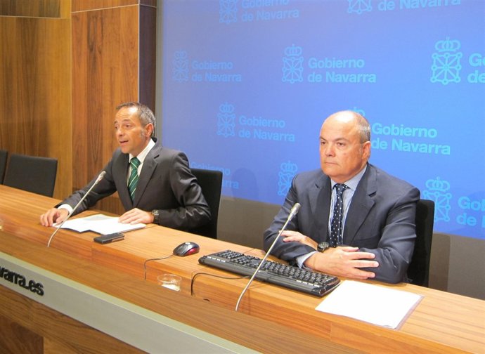 Los Consejeros Juan Luis Sánchez De Muniáin Y Luis Zarraluqui.