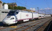 Fomento deja abierta la puerta a una futura privatización parcial de Renfe