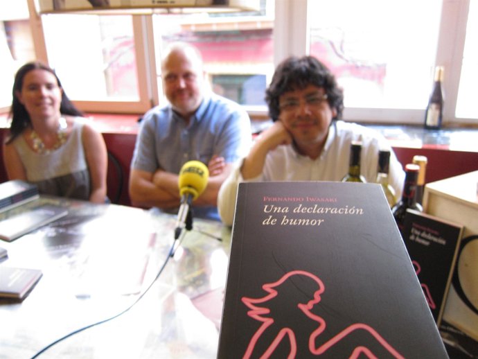 Fernando Iwasaki En La Presentación Del Libro 'Una Declaración De Humor'
