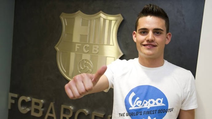 El Jugador Del FC Barcelona Joan Àngel Román