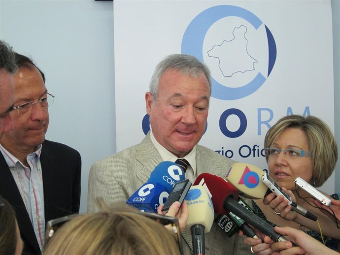 El Presidente De La Comunidad Autónoma, Ramón Luis Valcárcel