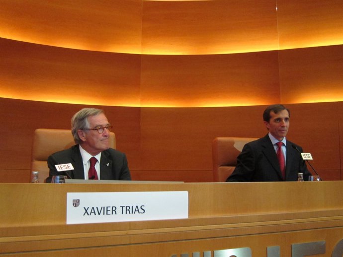 X.Trias, Alcalde De Barcelona, Y Jordi Canals, Dtor.Del Iese