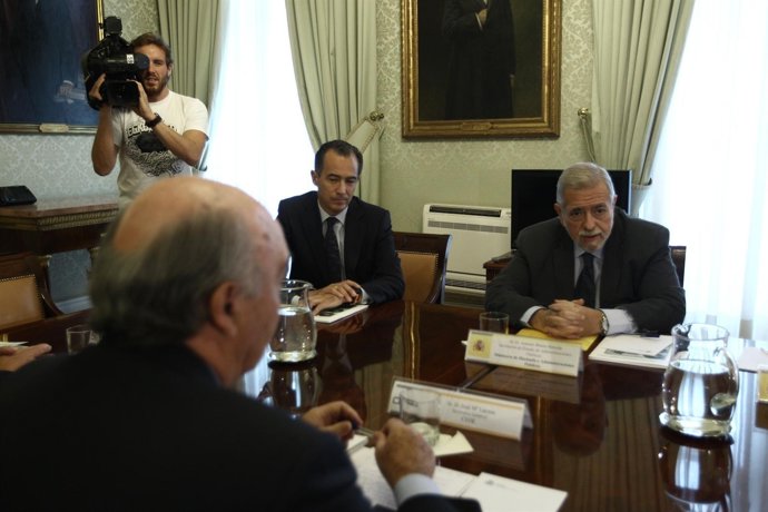 Beteta En Una Reunión