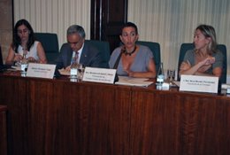 La Presidenta Del ICD, Montse Gatell, En El Parlament