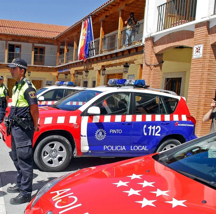 Policía De Pinto