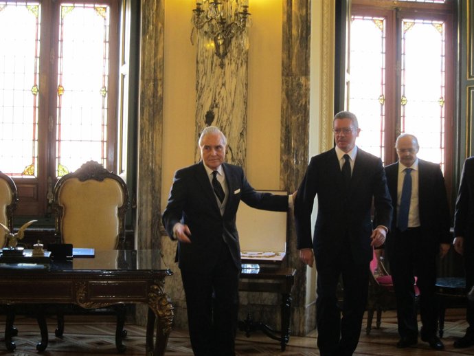 Gallardon Y Carlos Divar