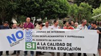 Medio centenar de personas se manifiesta en Murcia contra los recortes en Educación