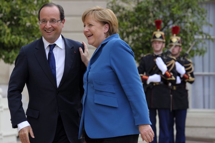 Hollande Y Merkel Se Reúnen Para Preparar El Consejo Europeo