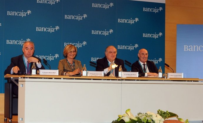 Directivos De Bancaja En La Asamblea De Valencia