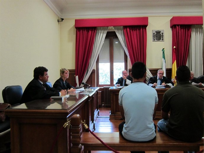 Acusados Con El Tribunal De La Sección Segunda De La Audiencia