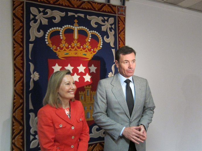 Gómez En Rueda De Prensa En La Asamblea