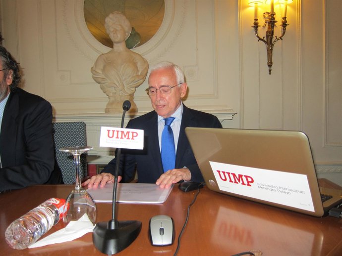 Miguel Martín, Presidente De La AEB