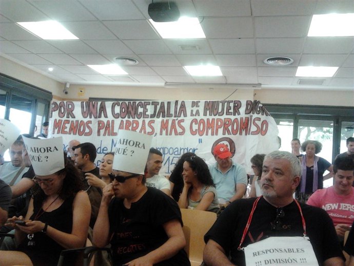 Foto De Los Trabajadores Que Protestaban 