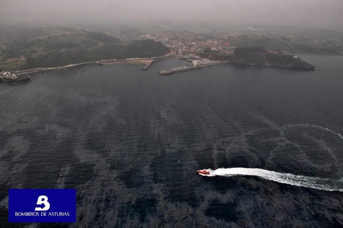 Vertido De Fuel En Carreño