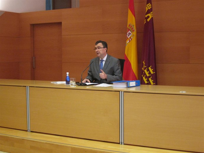 Ballesta En Rueda De Prensa