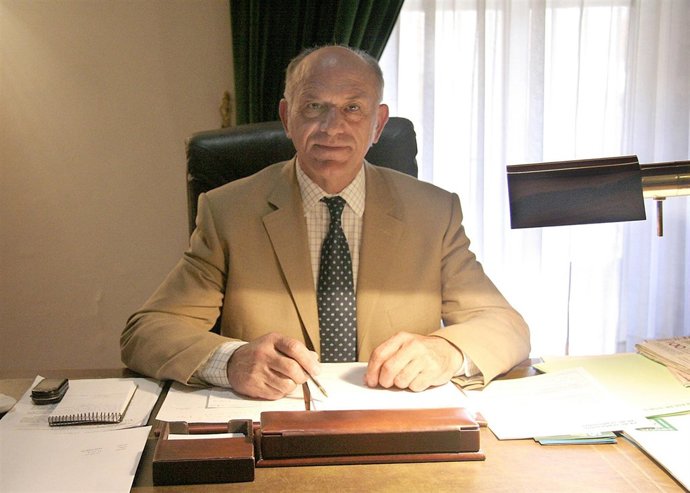 Agustin González González