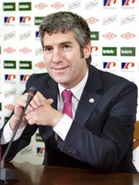 Fútbol.- Josu Urrutia: "Aduriz e Ismael López vuelven a casa y nos ayudarán a mejorar" 