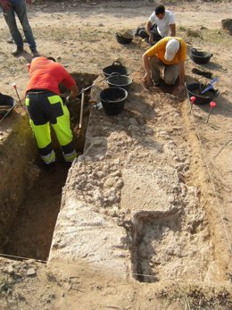 Operarios Durante Las Excavaciones.