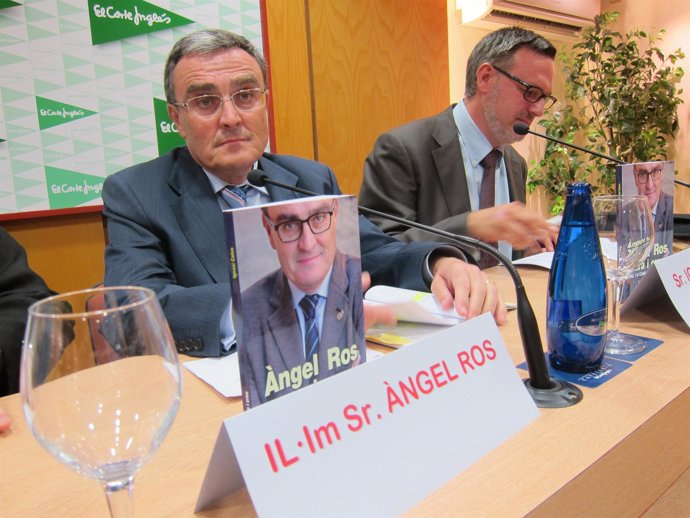 El Alcalde De Lleida, Àngel Ros, Y El Periodista Ignasi Calvo