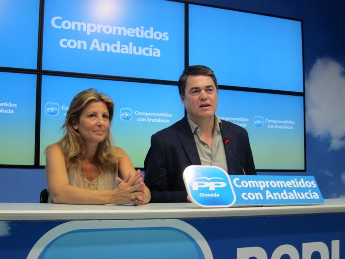 Carlos Rojas Y Eva Martín, En Rueda De Prensa