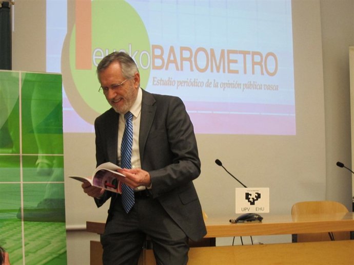 Francisco Llera Presenta El Euskobarometro